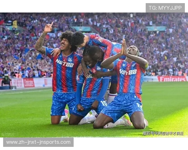 英超四冠王球队的历史成就与荣耀回顾